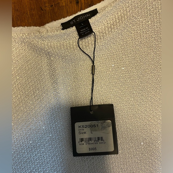 NWT!!! St John Sparkling Sequin Short Sleeve White Top Key Hole in Back K520051 - Picture 12 of 13